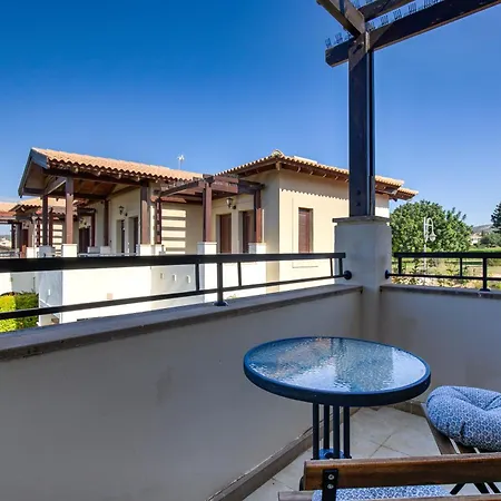 2 Bedroom Assia With Communal Pool, Aphrodite Hills Apartament Kouklia