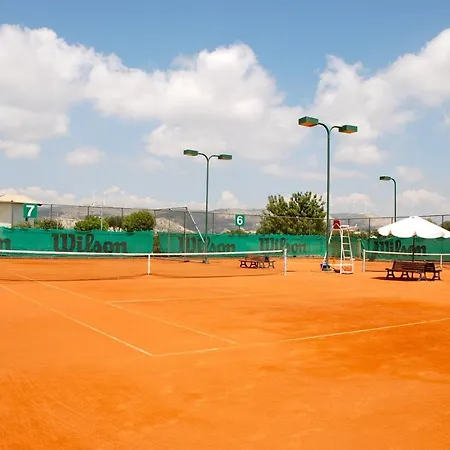 2 Bedroom Assia With Communal Pool, Aphrodite Hills Lejlighed Kouklia