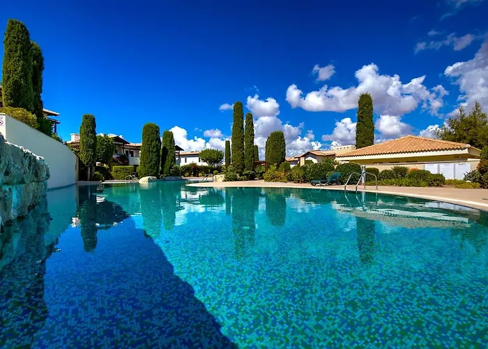 2 Bedroom Assia With Communal Pool, Aphrodite Hills