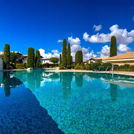 2 Bedroom Assia With Communal Pool, Aphrodite Hills