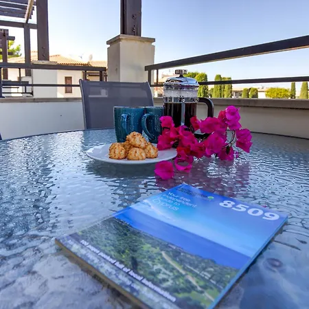 2 Bedroom Assia With Communal Pool, Aphrodite Hills