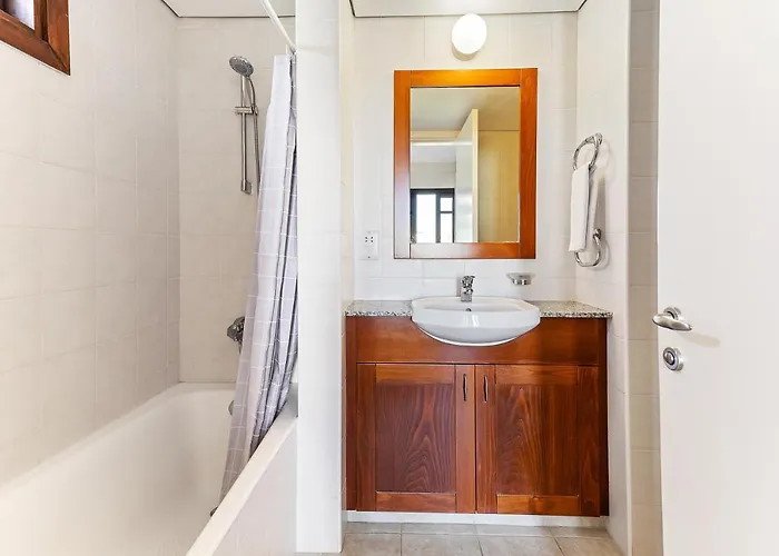 2 Bedroom Assia With Communal Pool, Aphrodite Hills *